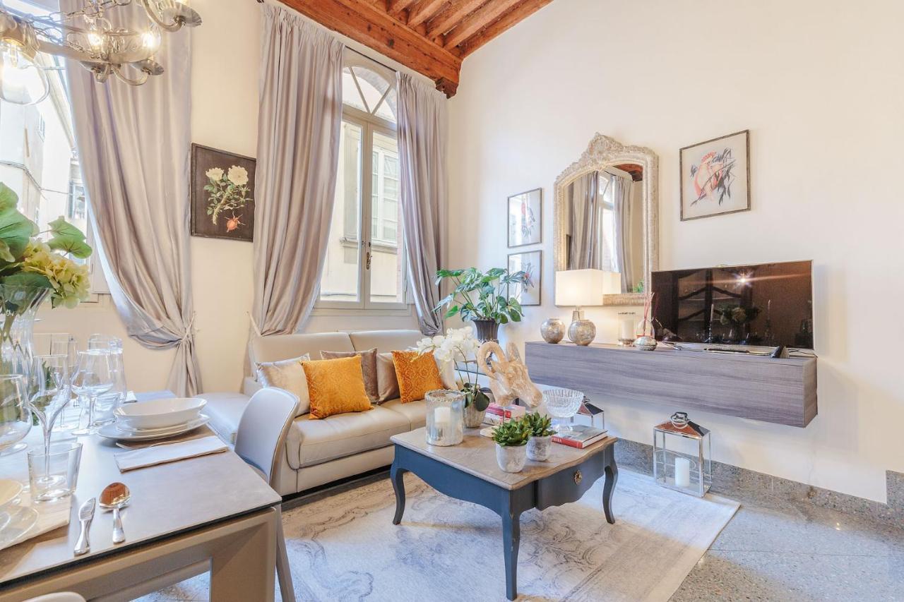 Casa Arias Appartement Lucca Buitenkant foto